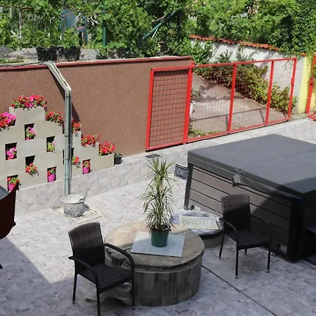 Hotel U Nadrazi Lanzhot