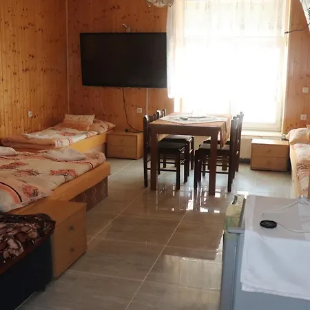 U Nadrazi Hotel