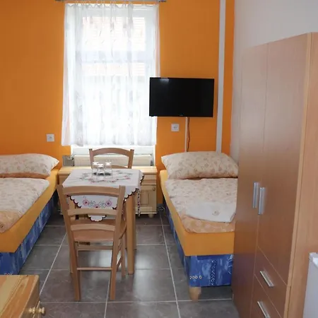 Hotel U Nadrazi Lanzhot