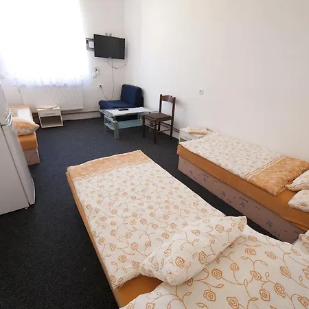 Hotel U Nadrazi 3*