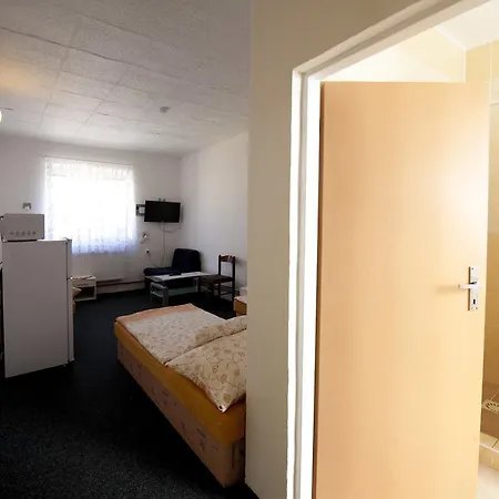 U Nadrazi Hotel