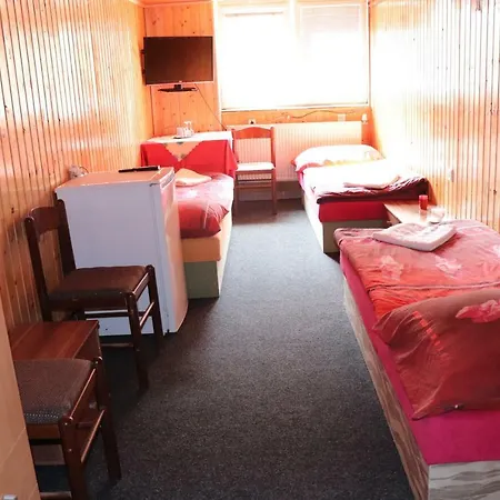 Hotel U Nadrazi 3*