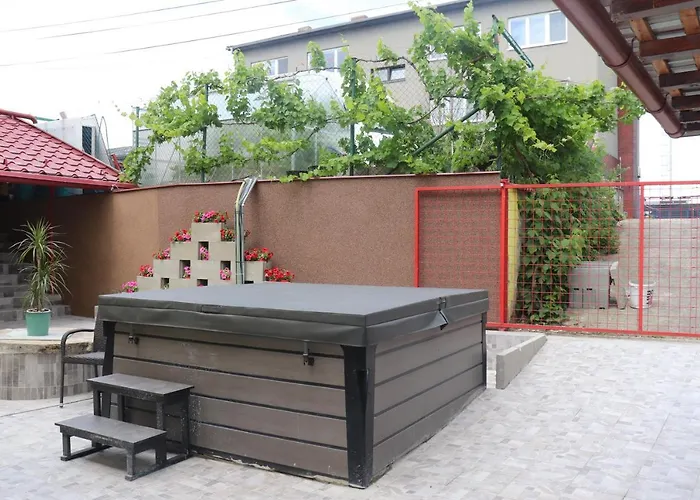 U Nadrazi Hotel
