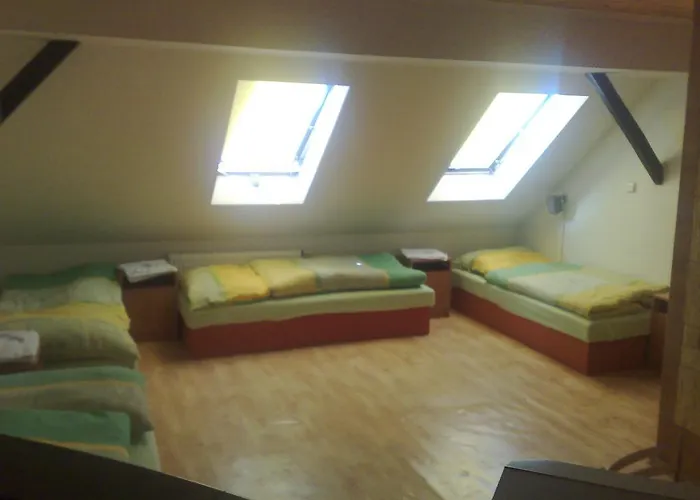 U Nadrazi Otel